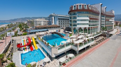 Asia Beach Resort & Spa Hotel – Akdeniz’de Lüks ve Konforun Buluşma Noktası